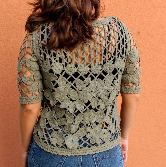 SOLD Vintage Y2K 2000s Chico's Crochet Olive Green Blouse / Pullover Quilt Style - Picture 4 of 4